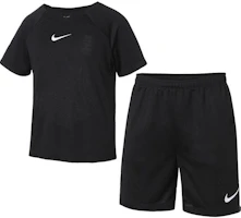 (Toddler) Nike Kids Logo Print Black Short Sleeve & Shorts Infant Sports Set DH9484-011 (Toddler) Nike Kids Logo Print Black Short Sleeve & Shorts Infant Sports Set DH9484-011