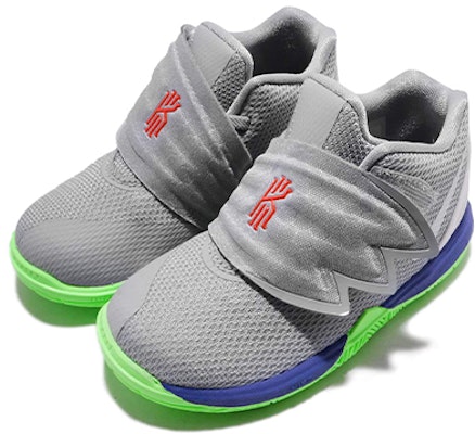 (TD) Nike Kyrie 5 'Lime Blast' Sepatu Basket AQ2459-099 Lookbook (TD) Nike Kyrie 5 'Lime Blast' Sepatu Basket AQ2459-099