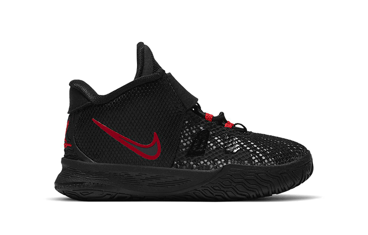 Order (TD) Nike Kyrie 7 ''Bred'' Basketbalschoenen CT4980-005