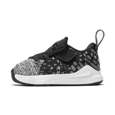 (TD) Nike LeBron 17 'Black White'
