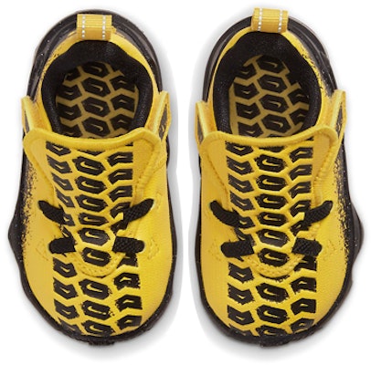 (TD) 나이키 르브론 17 오토V '크롬 옐로우' CK0611-700 Lookbook (TD) 나이키 르브론 17 오토V '크롬 옐로우' CK0611-700