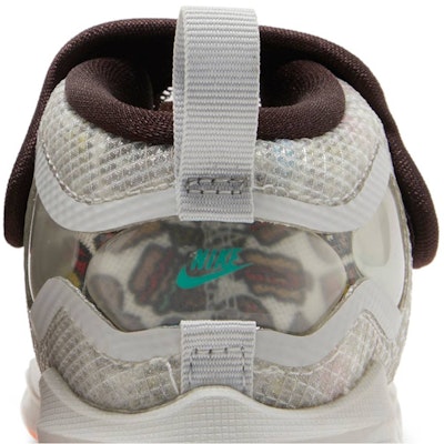 (TD) Nike LeBron 19 'Makanan Segera' DD0417-001 Sizing (TD) Nike LeBron 19 'Makanan Segera' DD0417-001