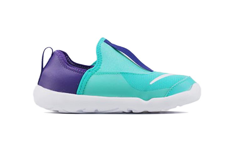 Order (TD) Sepatu Olahraga Anak Nike Lil' Swoosh Hijau AQ3113-300