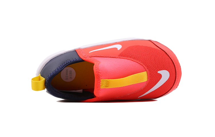 Shop (TD) Nike Lil'' Swoosh TD ''Rouge Éclatant'' AQ3113-600