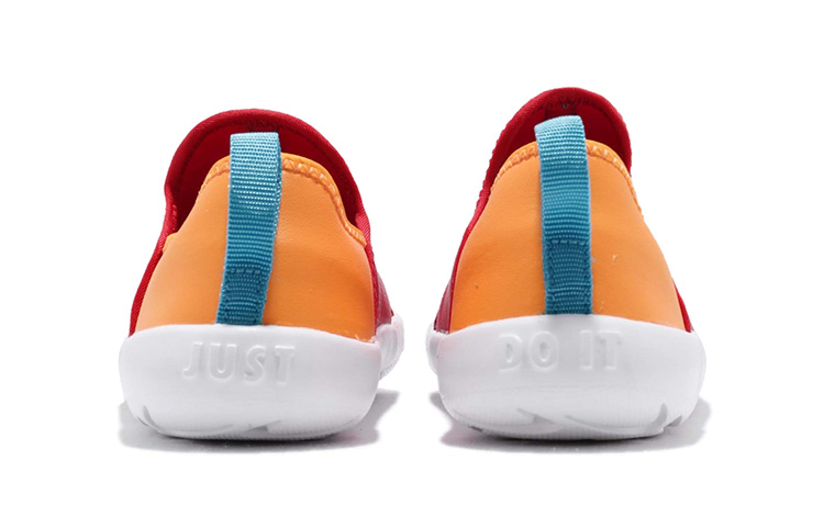 Shop (TD) Nike Lil'' Swoosh TD ''Rouge Université'' AQ3113-601