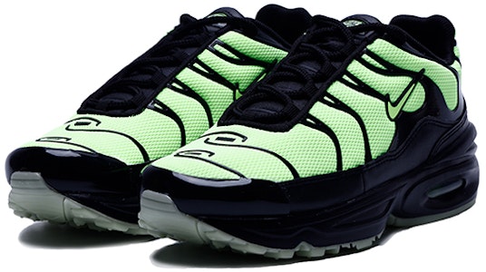 (TD) Nike Air Max Plus Kecil 'Hitam Hijau' BQ1855-003 Lookbook (TD) Nike Air Max Plus Kecil 'Hitam Hijau' BQ1855-003