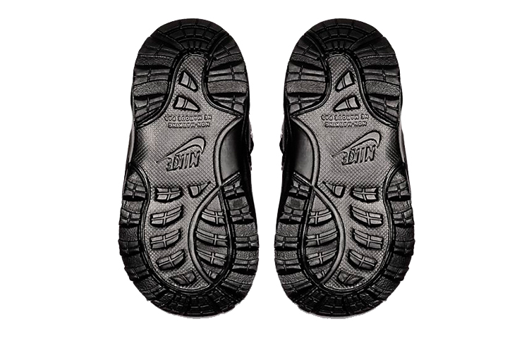 Shop (TD) Nike Manoa Cuir ''Triple Noir'' BQ5374-001