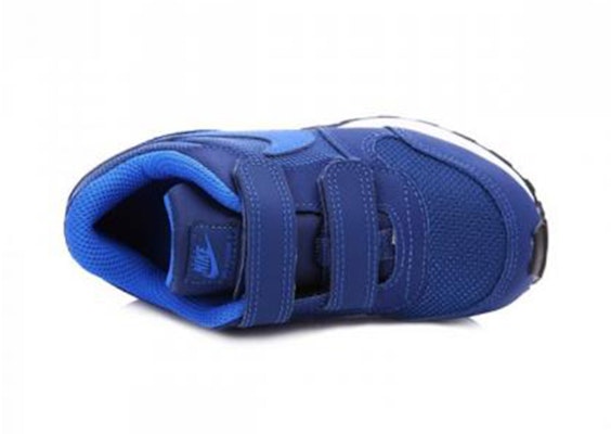 (TD) Nike MD Runner 2 ''Baby Blauw'' 806255-405 Lookbook (TD) Nike MD Runner 2 ''Baby Blauw'' 806255-405