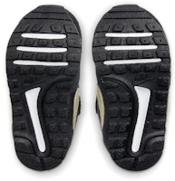 (TD) ナイキ MD バリアント 黒金スター CN8560-009 Details for (TD) ナイキ MD バリアント 黒金スター CN8560-009