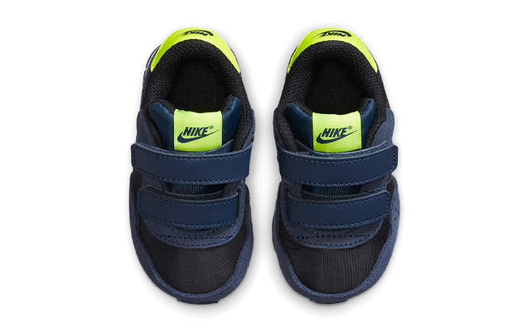 Shop (TD) Nike MD Valiant Grün ''Blau'' CN8560-010