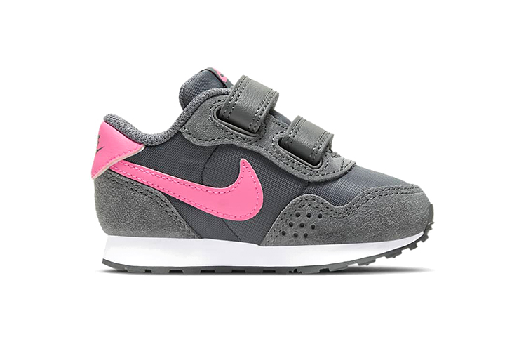 Order (TD) Nike MD Valiant /Roze ''Grijs'' CN8560-011