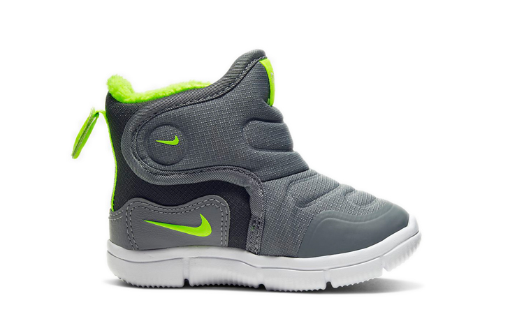 Order (TD) Nike Novice Boot Hitam Kelabu 'Black Grey' AV8338-002