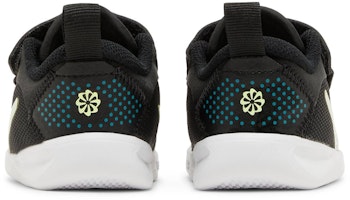 (幼童)Nike Omni Multi-Court 'Black Barely Volt' DM9028-003 Details for (幼童)Nike Omni Multi-Court 'Black Barely Volt' DM9028-003