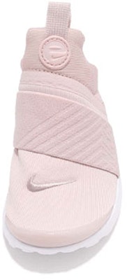 【TD嬰幼童】Nike Presto Extreme 低筒悠閒跑步鞋 粉白 Lookbook 【TD嬰幼童】Nike Presto Extreme 低筒悠閒跑步鞋 粉白