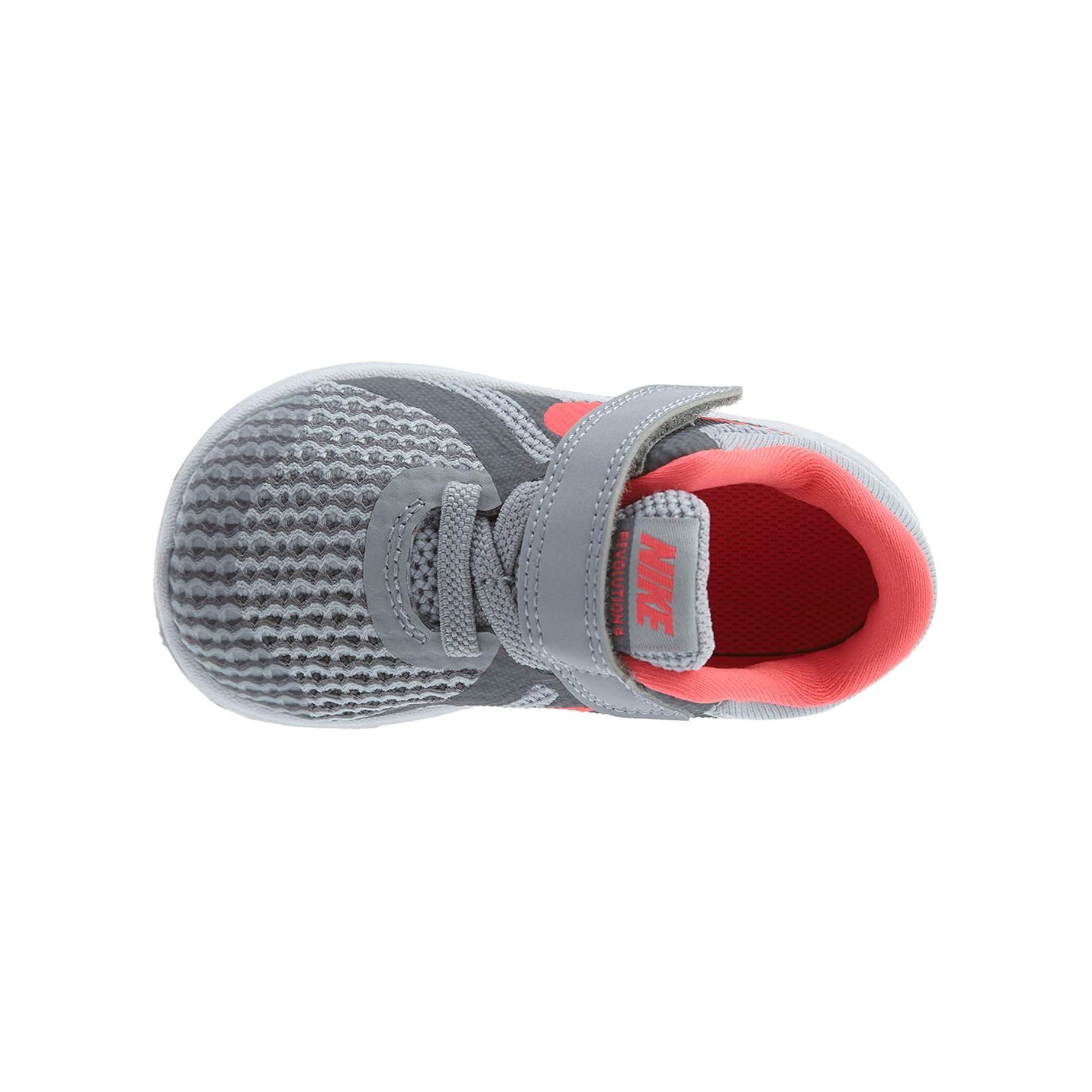 Lookbook (TD) Nike Revolution 4 ''Grigio Racer Rosa'' 943308-003