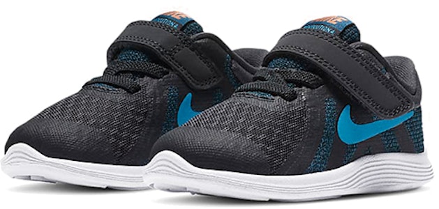 (TD) ナイキ レボリューション4 黒/青/白 (Nike Reborūshon 4 Kuro/Ao/Shiro) 943304-016 Lookbook (TD) ナイキ レボリューション4 黒/青/白 (Nike Reborūshon 4 Kuro/Ao/Shiro) 943304-016