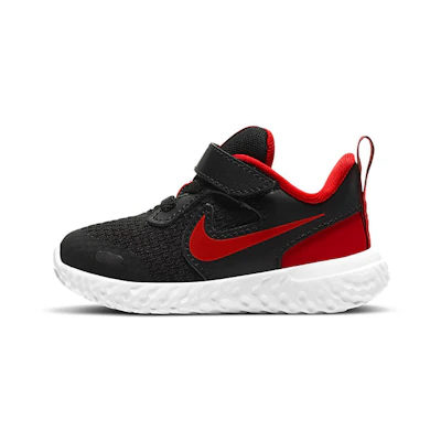 (TD) Nike Revolution 5 'Bred'