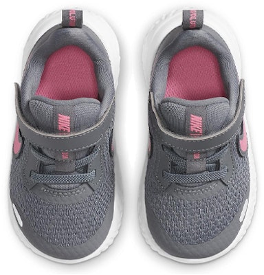 (TD) 나이키 레볼루션 5 (Nike Rebolrusyeon 5) BQ5673-015 Lookbook (TD) 나이키 레볼루션 5 (Nike Rebolrusyeon 5) BQ5673-015