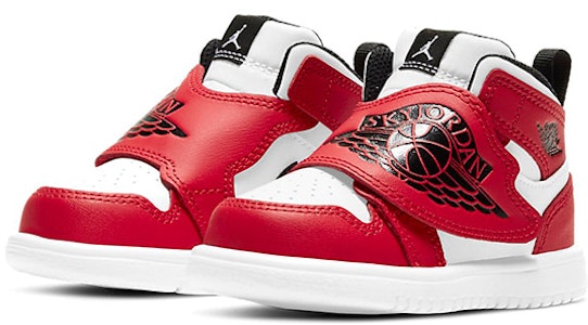 (TD) Nike Sky Jordan 1 'Chicago' Sepatu Sneakers BQ7196-106 Lookbook (TD) Nike Sky Jordan 1 'Chicago' Sepatu Sneakers BQ7196-106