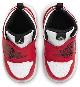 (TD) Nike Sky Jordan 1 'Chicago' Sepatu Sneakers BQ7196-106 Shop (TD) Nike Sky Jordan 1 'Chicago' Sepatu Sneakers BQ7196-106
