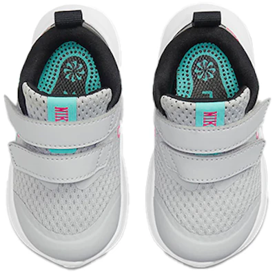 (TD) 耐克Star Runner 3 SE 灰色低帮跑鞋 DD1149-001 Shop (TD) 耐克Star Runner 3 SE 灰色低帮跑鞋 DD1149-001