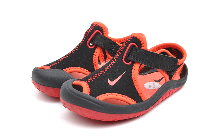 Lookbook (TD) Nike Sunray Protect Schwarz/Rot 344925-007