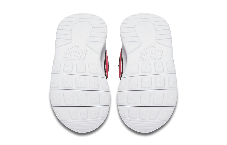 Lookbook (TD) Nike Tanjun TDV 'Rosa Hipérfalo' 818386-061