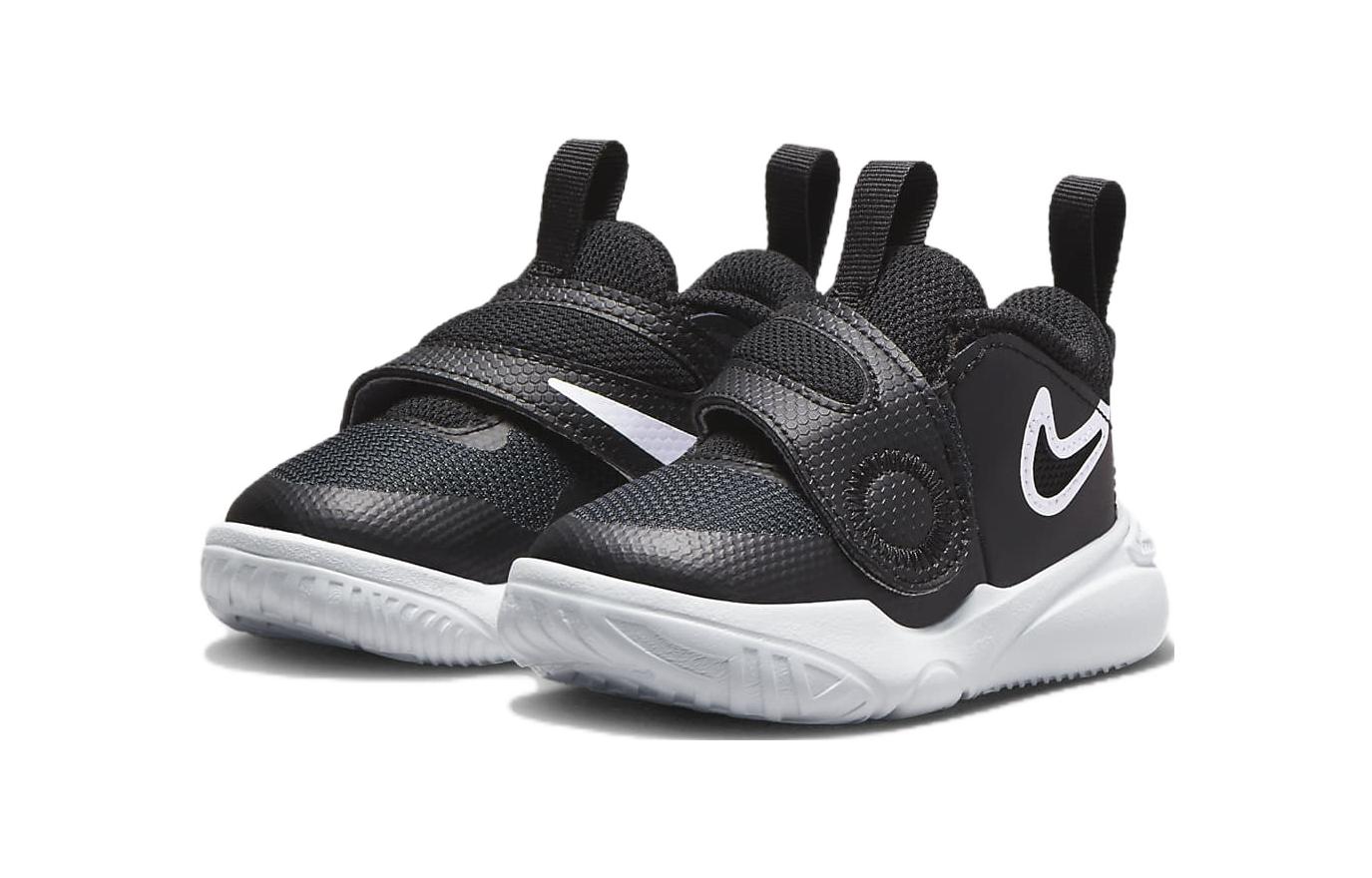 Lookbook (TD) Nike Team Hustle D11 'Hitam Putih' DV8995-002