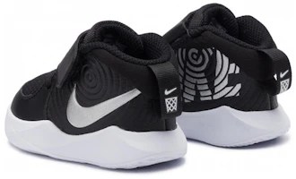 Lookbook 嬰兒 Nike Team Hustle D 9 魔術貼 中筒 籃球鞋 黑銀
