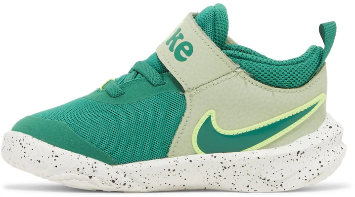 (TD) Nike Team Hustle D 10 Petit ''Grenouille'' DQ0665-300 Lookbook (TD) Nike Team Hustle D 10 Petit ''Grenouille'' DQ0665-300