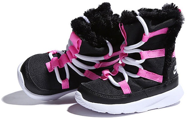 (TD) Nike Venture /Pink 'Hitam' AQ9495-002 Lookbook (TD) Nike Venture /Pink 'Hitam' AQ9495-002