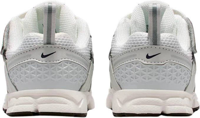 (TD) Nike Vomero 5 'Photon Dust Chrome' Sepatu Lari IM9466-001 Lookbook (TD) Nike Vomero 5 'Photon Dust Chrome' Sepatu Lari IM9466-001