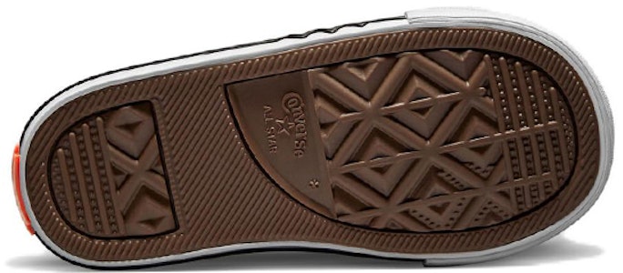 (TD) Converse Chuck Taylor All Star 2V x Peanuts 'Merah Putih Hitam' A01870C Details for (TD) Converse Chuck Taylor All Star 2V x Peanuts 'Merah Putih Hitam' A01870C