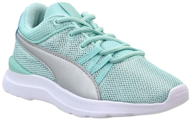 幼童 Puma Adela Spark AC 防滑低筒跑步鞋 青 Lookbook 幼童 Puma Adela Spark AC 防滑低筒跑步鞋 青