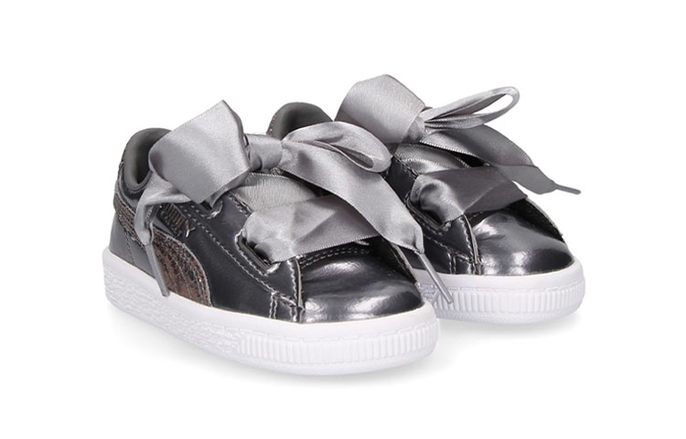 Lookbook (TD) Puma Basket Heart Lunar Lux ''Smoked Pearl'' Dames Sneakers 365995-01