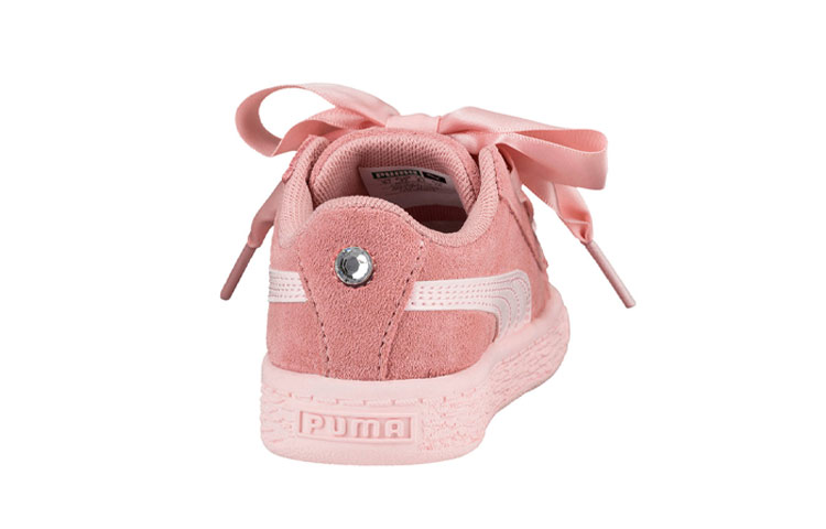 Shop 嬰童 Puma Suede Heart Jewel 板鞋 粉