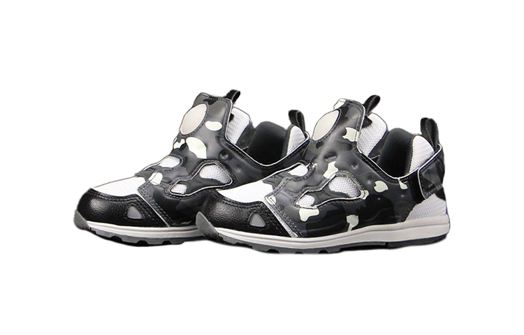 Order (TD) Reebok BAPE x Insta PUMP Fury Night Light Sepatu Anak Hitam/Putih BD4403