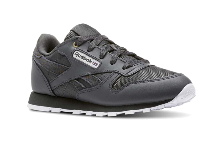 Lookbook (TD) リーボック クラシックレザー 黒 (Rībōkku Kurashikkurezā Kuro) CN5161