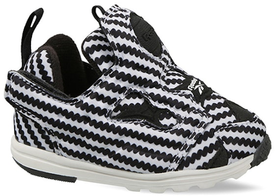 (Toddler) Reebok VERSA PUMP FURY 'White Black' DV8577 Lookbook (Toddler) Reebok VERSA PUMP FURY 'White Black' DV8577