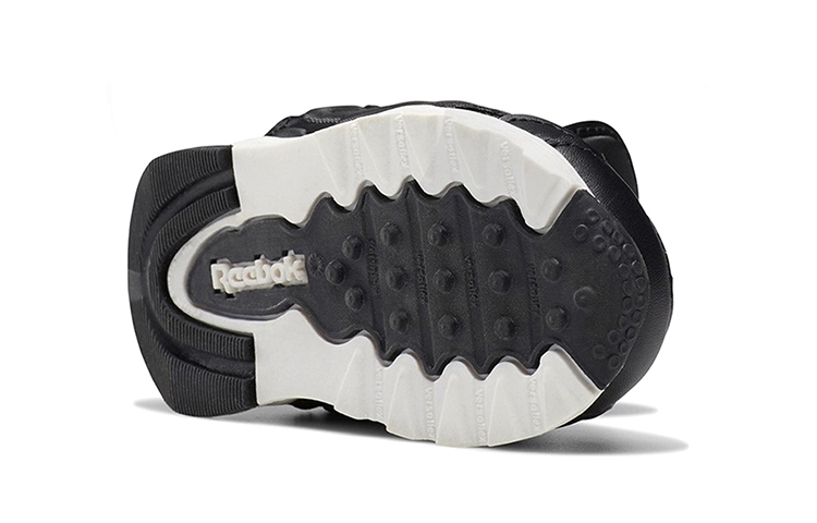 Purchase (TD) 锐步 Versa Pump Fury “黑色” DV8108