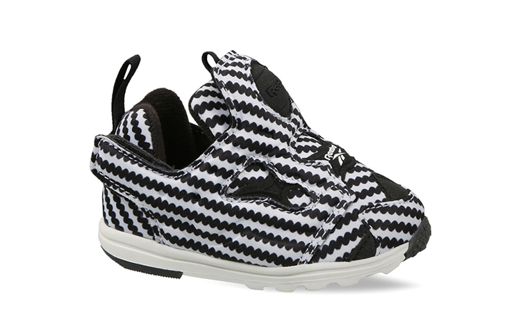 Lookbook (TD) Reebok VERSA PUMP FURY ''Bianco Nero'' DV8577