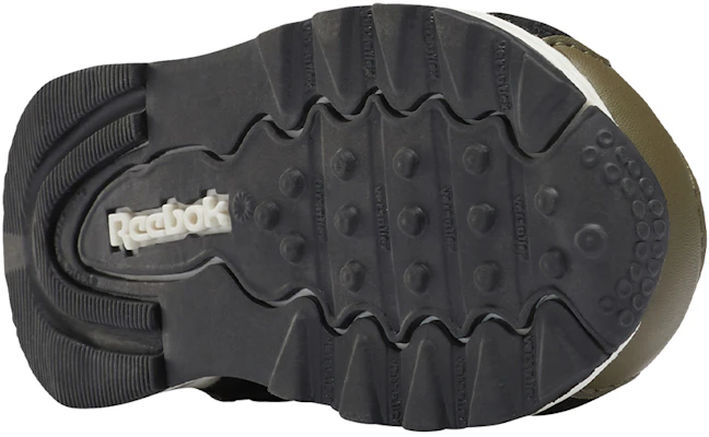 (TD) Reebok Versa Pump Fury Mu Chaussures de Running Noires FV7440 Details for (TD) Reebok Versa Pump Fury Mu Chaussures de Running Noires FV7440