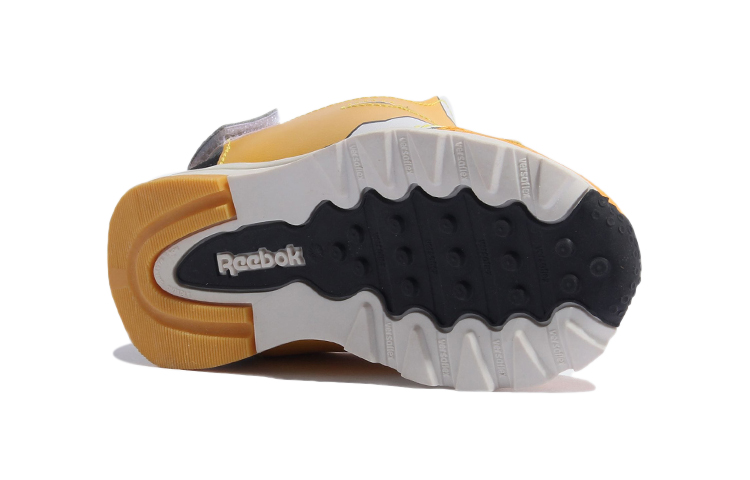 Purchase (TD) Sanrio x Reebok Versa Pump Fury ''Gudetama'' – Collaboration Sanrio Reebok France EH3060