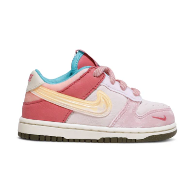 (TD) Social Status Nike Dunk Low 'Strawberry Milk'