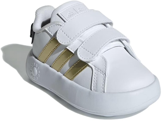 (TD) 星球大战 x 阿迪达斯 Grand Court CF I '达斯·维达与白兵-金色' IH8036 Lookbook (TD) 星球大战 x 阿迪达斯 Grand Court CF I '达斯·维达与白兵-金色' IH8036