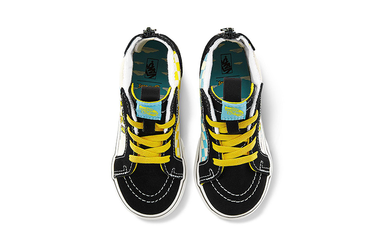 Shop (幼童) 辛普森家庭 x Vans Sk8-Hi Zip '辛普森家庭 1987-2020' VN0A4BV117E