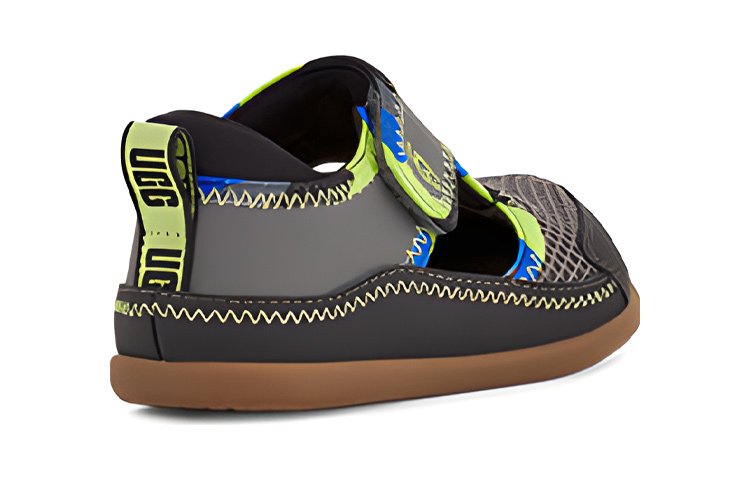 Lookbook 中童 UGG Delta 魔術貼 包頭透氣輕便涼鞋 黑色