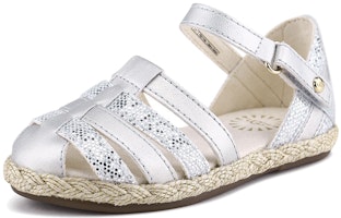 幼童 UGG Matilde Sparkles 輕便休閒涼鞋 銀色 Lookbook 幼童 UGG Matilde Sparkles 輕便休閒涼鞋 銀色