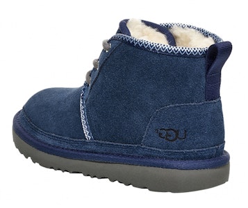 大童 UGG Neumel 2 Tasman 絨面 舒適保暖 高筒 雪地靴 海軍藍 Lookbook 大童 UGG Neumel 2 Tasman 絨面 舒適保暖 高筒 雪地靴 海軍藍