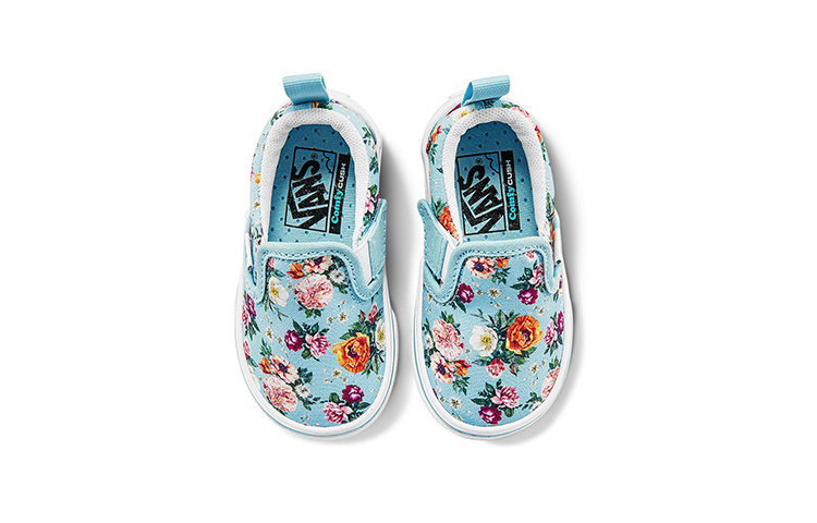 Lookbook (TD) Vans Comfycush Slip-on Scarpe Blu VN0A4TZK7U7